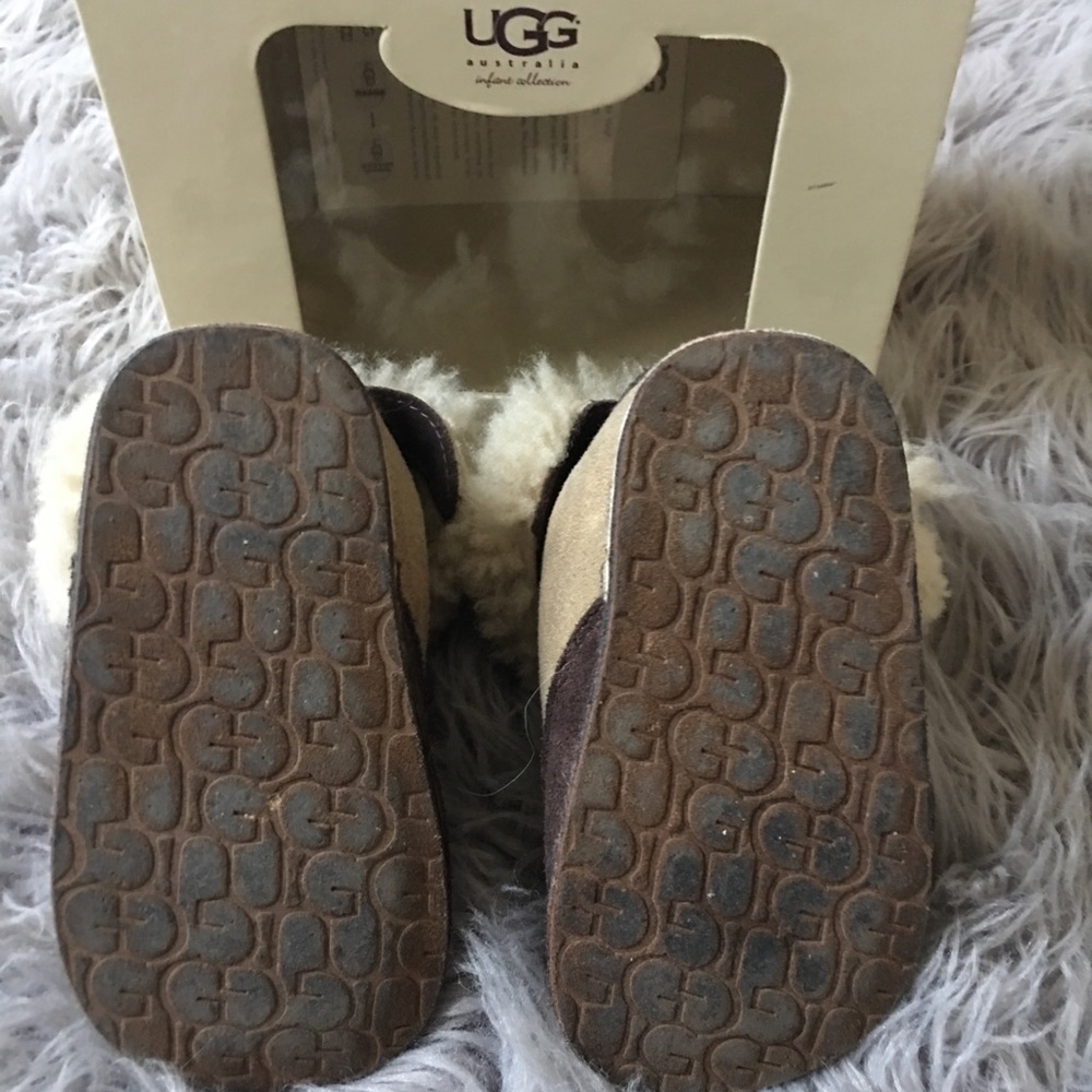 Ugg baby boots - Picture 3 of 4